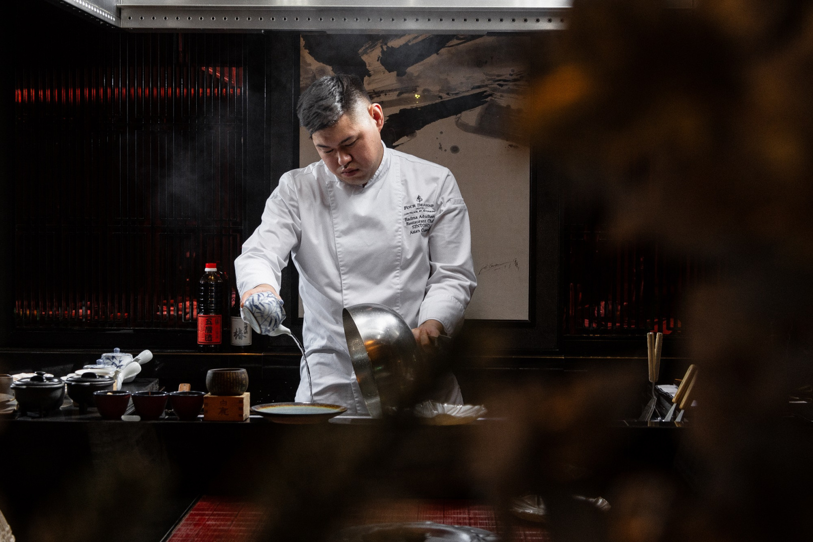 Ужин с саке: диалог двух континентов у плиты теппаньяки - фотография № 1