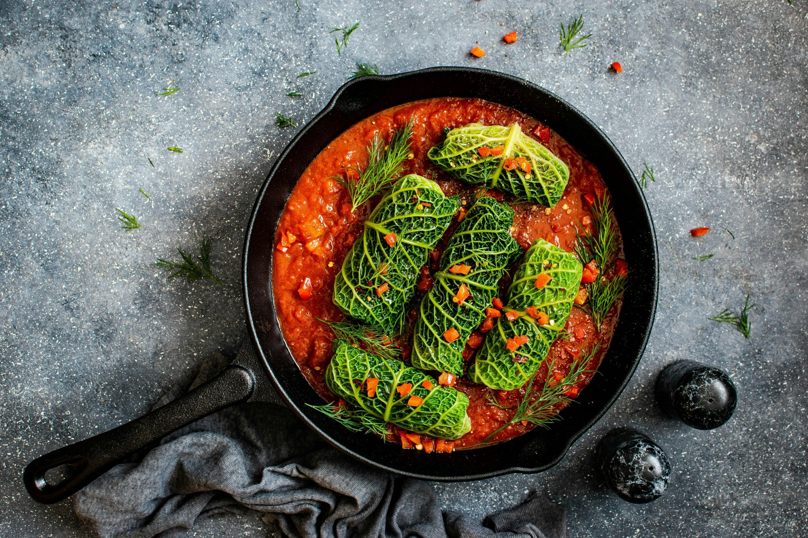 Продукты, которые нельзя хранить в пластиковых контейнерах - фотография № 1