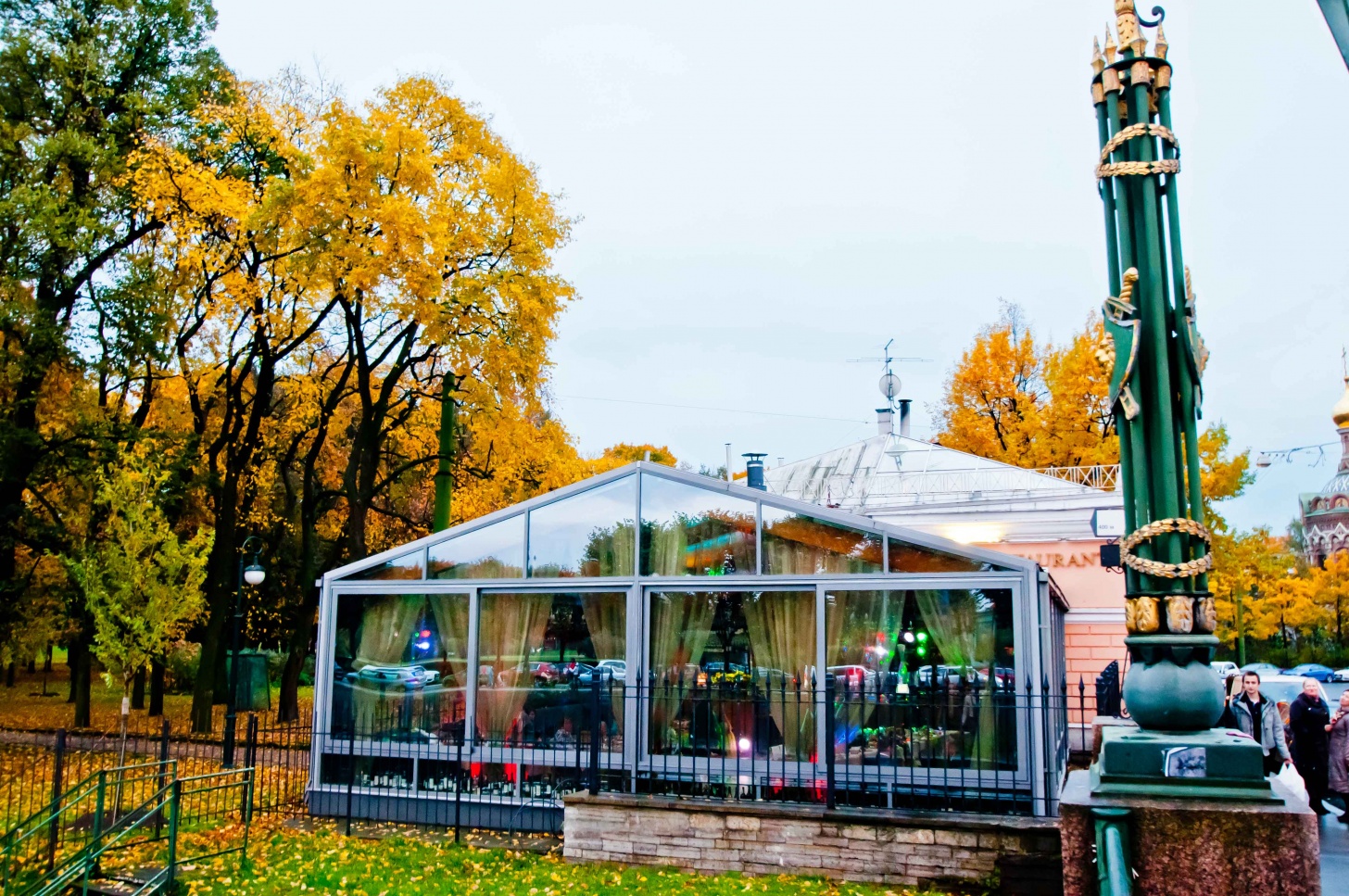 Лучшие рестораны Петербурга для волшебных осенних прогулок - фотография № 19