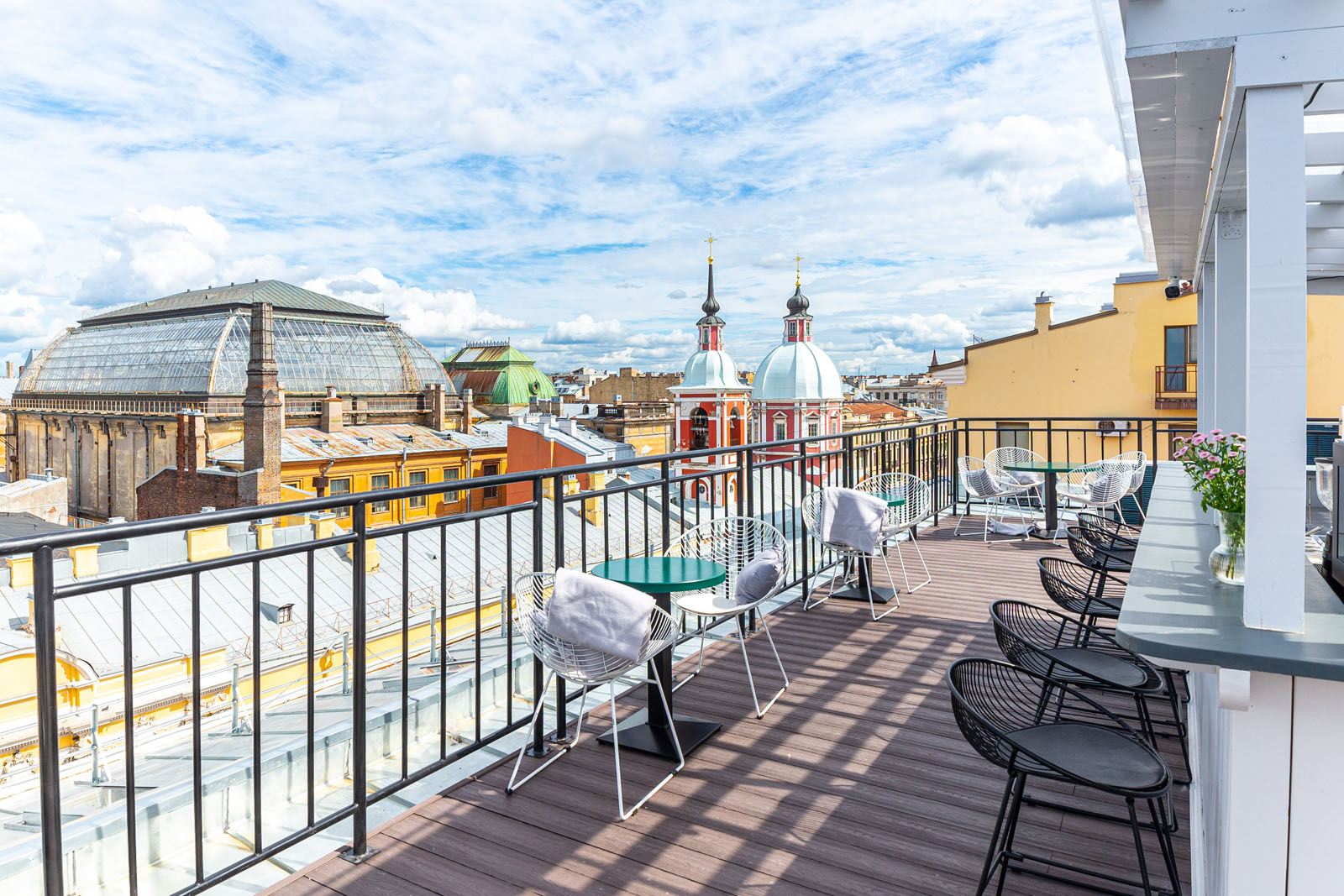 Музыкальный вечер c кавер-вокалистом «По себе» - фотография № 1