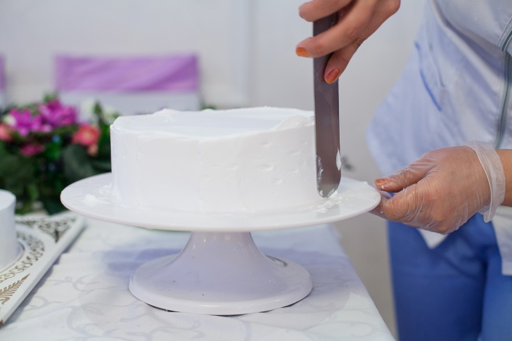Украшение свадебного торта от ресторана «Оазис» - фотография № 3