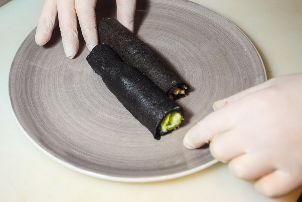Чёрные блины с крабом от шеф-повара ресторана «КОЛЛЕКЦИЯ food&chillout» - фотография № 38