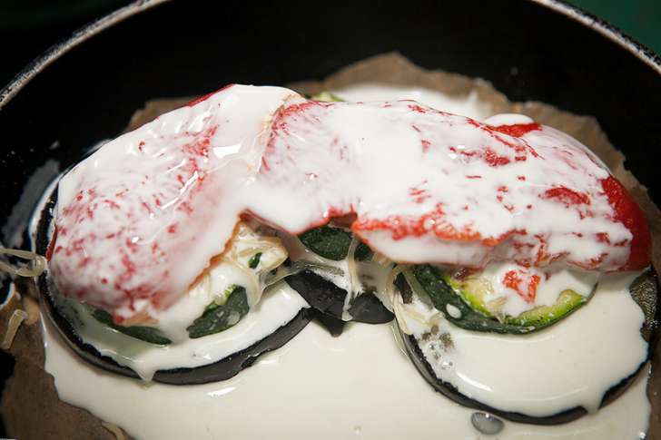 Каре ягненка с овощным гратеном и запеченной свеклой от ресторана James Cook - фотография № 29
