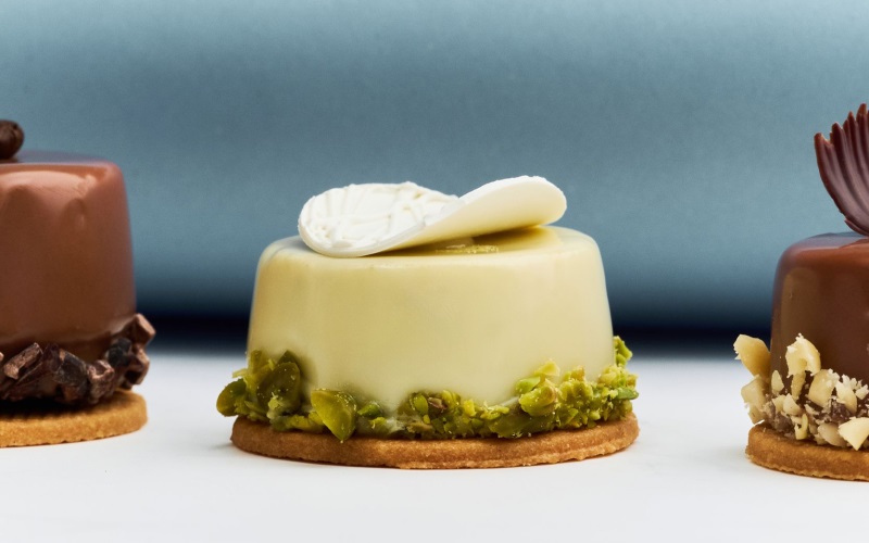 Новая коллекция десертов в Minerals