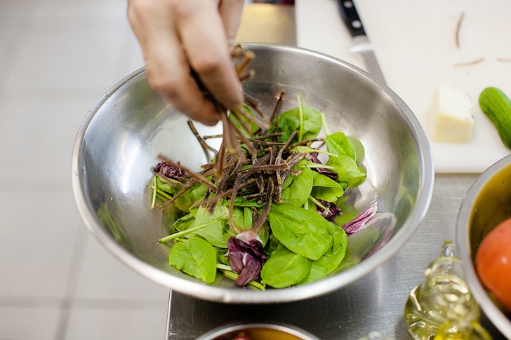 Салат с бастурмой и сливочным соусом от ресторана Эривань - фотография № 4