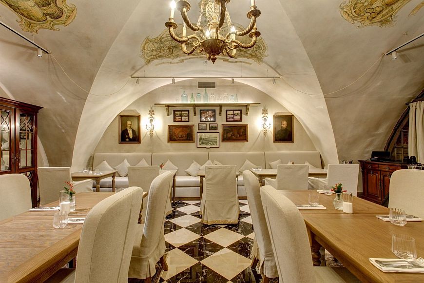 «Таможня» — ресторан русской кухни в Биржевом проезде