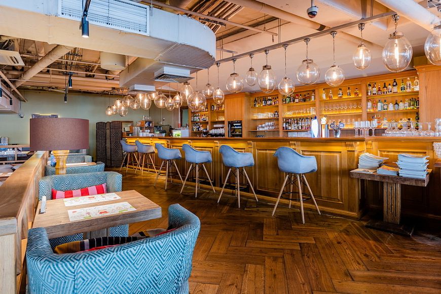 День космонавтики