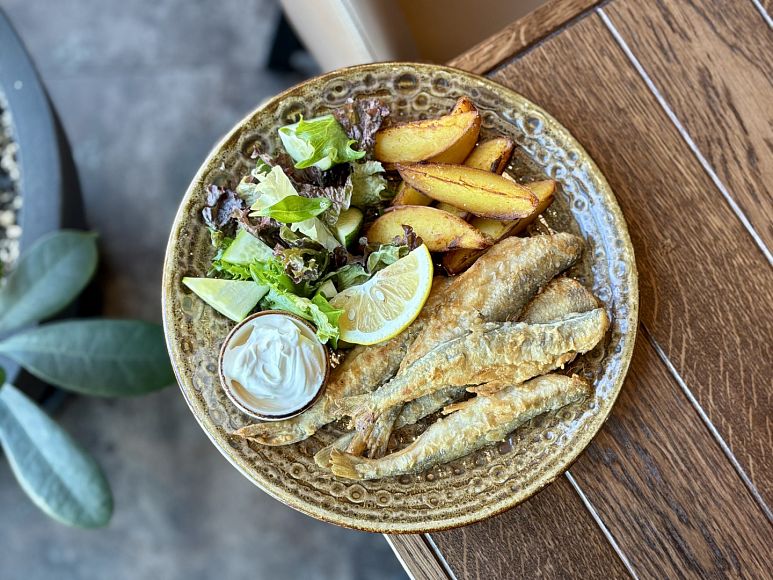 Корюшка в ресторане «Джек Лондон»