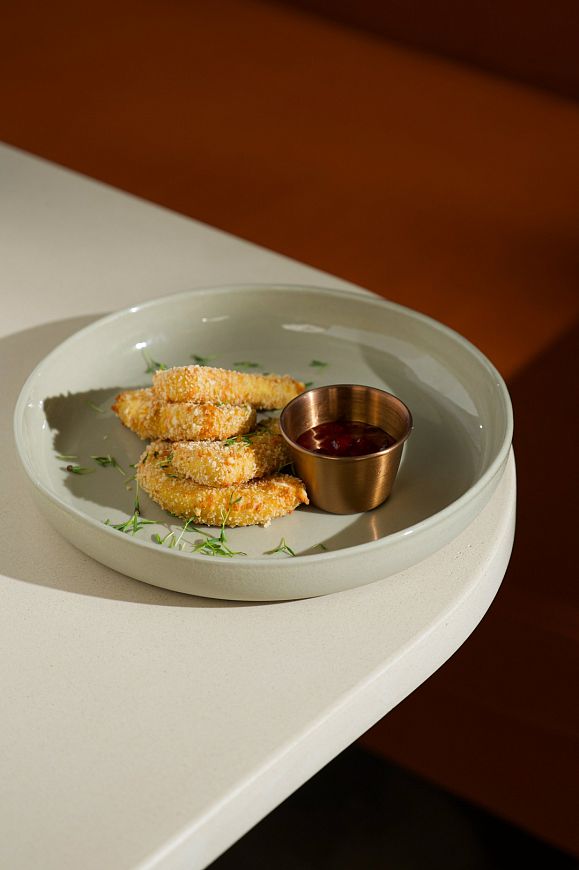 «Собрание» / SOBRANIE — первое заведение, объединяющее высокую кухню и культуру лаунж-отдыха