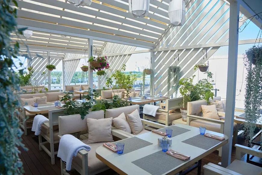 Летняя вечеринка на крыше