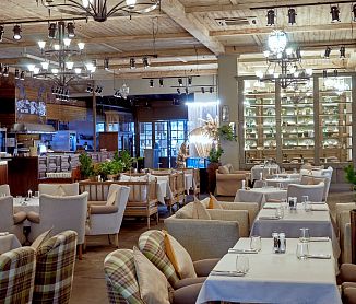 бронировать по телефону