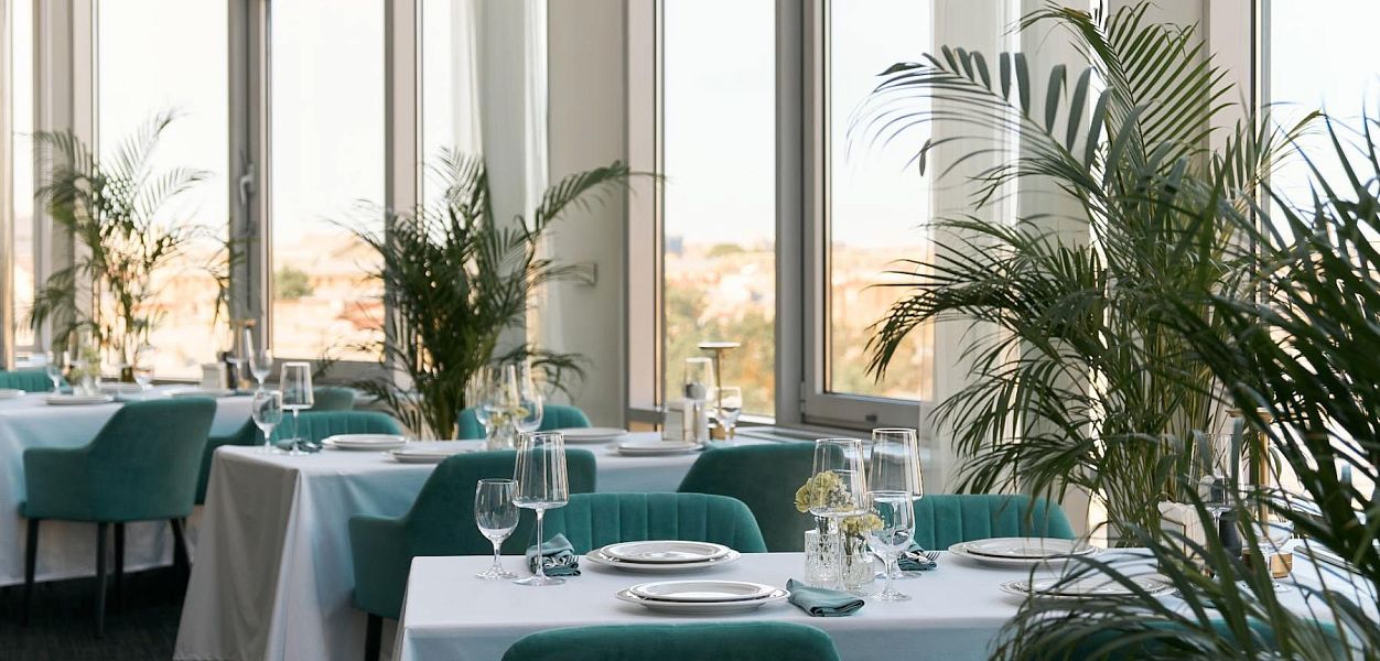 Zephyr Bistro Marine - фотография № 30
