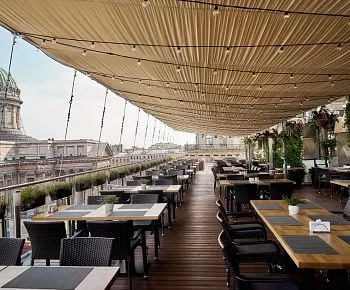 Терраса (Ginza Project)