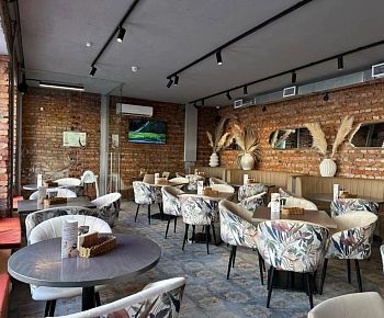 Пуси Лебеди (Марата)