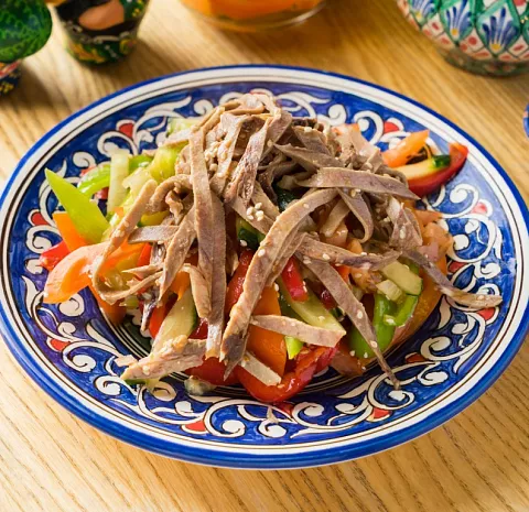 Чебуреки и рюмочная у Ларисы (Рубинштейна)