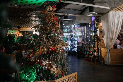 Новогодние корпоративы в ресторане Гуси-Лебеди