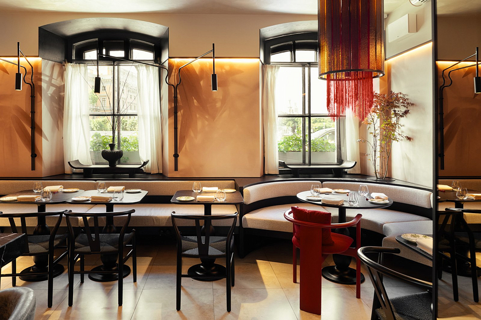 Lotus Bistro - фотография № 1