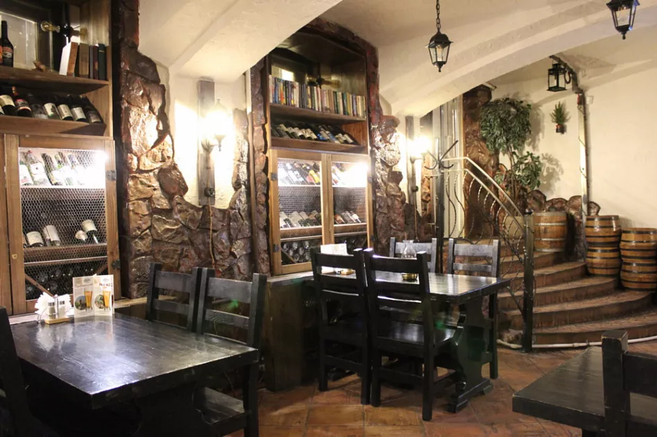 Bar Petra / Бар Петра (закрыт) - фотография № 2 (фото предоставлено заведением)