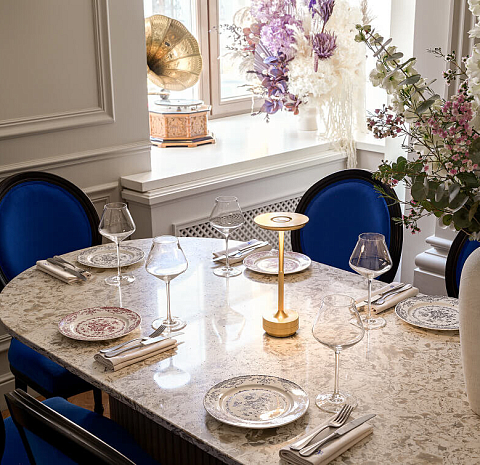 Academia Bar Shuvaloff