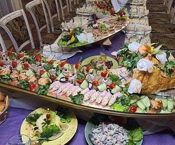 Три Башни