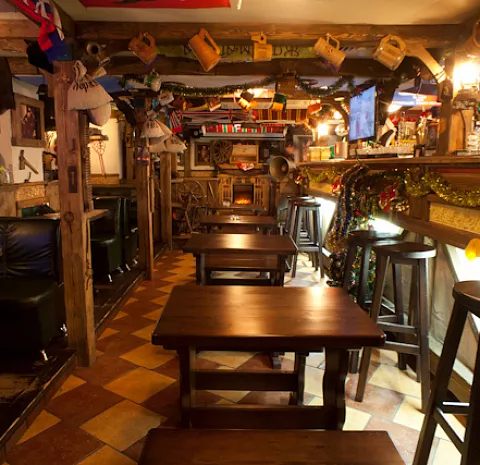Beer House / Бир Хаус (Комендантский)