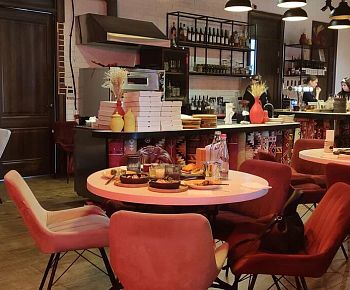 Мама Тата (Восстания)