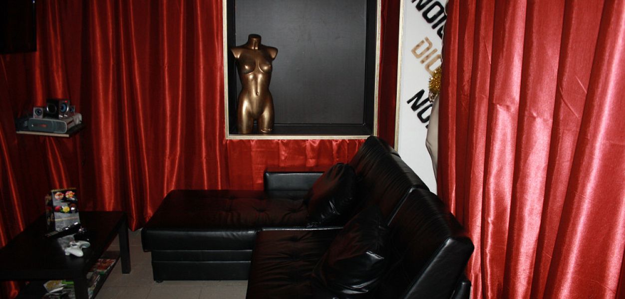 Dion Lounge Bar / Дион Лаунж Бар (закрыт) - фотография № 2