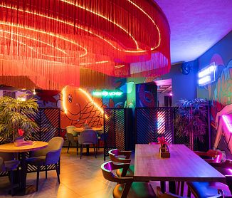 бронировать по телефону