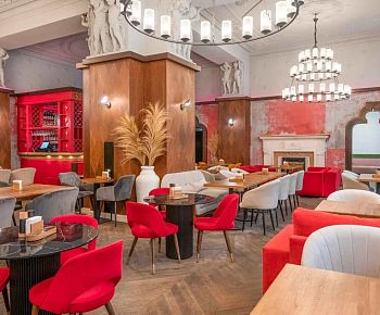 Пуси Лебеди (Садовая)