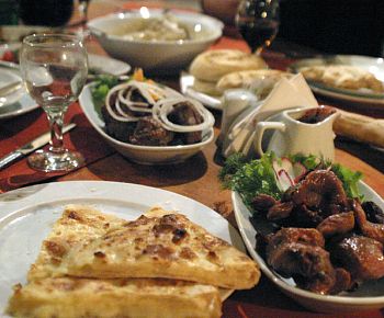 Имерули Суфра (Малый пр. В.О.) (закрыт)