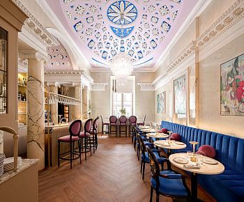 Academia Bar Shuvaloff