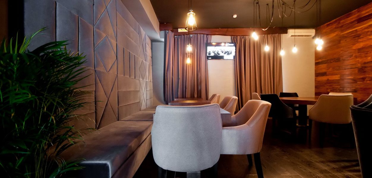Bourbon bar / Бурбон бар (закрыт) - фотография № 4
