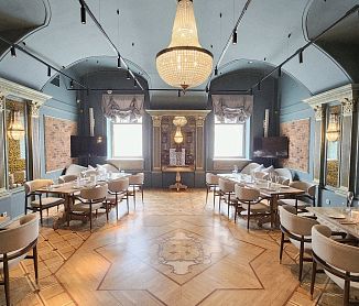 бронировать по телефону