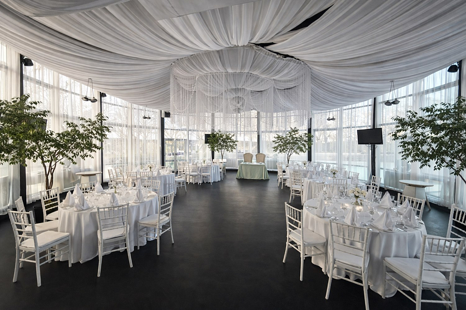 Бали/ Bali - метро черная речка