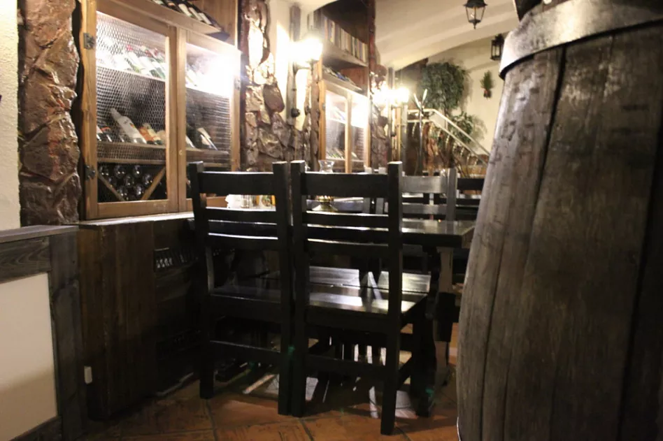Bar Petra / Бар Петра (закрыт) - фотография № 4 (фото предоставлено заведением)