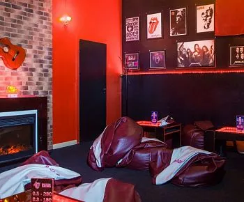 Rock’N’Roll Racing Bar / Рок-Н-Ролл Рэйсинг Бар (закрыт)