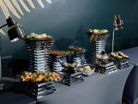 Деликатесная станция морепродуктов в ресторане Royal Beach