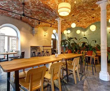Friends Place / Френдс Плейс (закрыт)