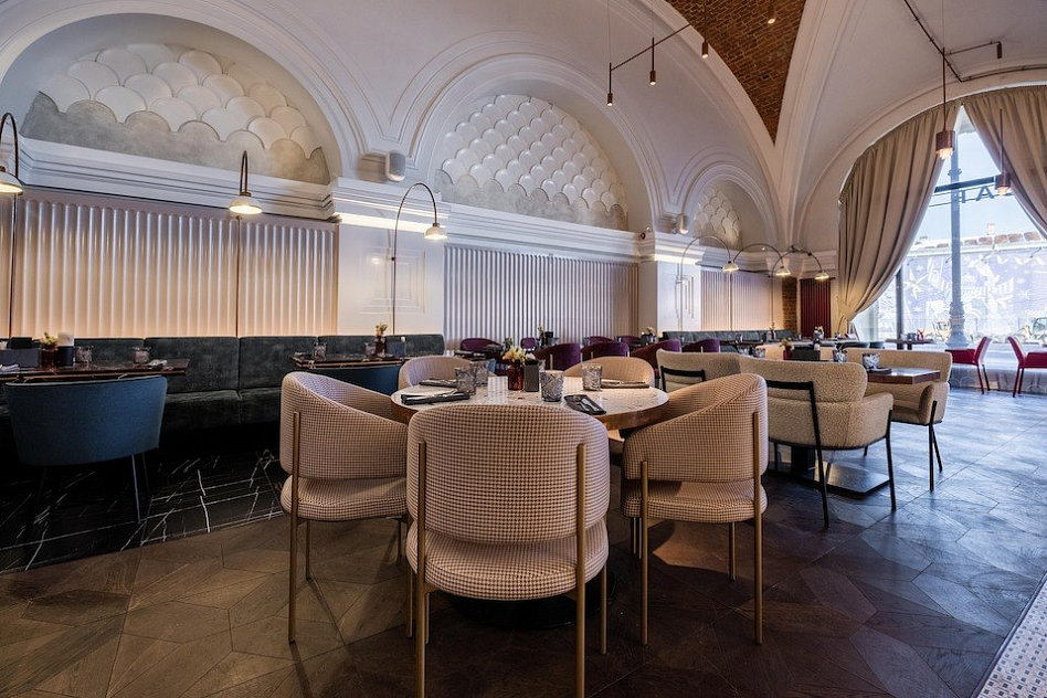 Сплетни бай Анна Асти / Сплетни by Anna Asti - особенности танцпол