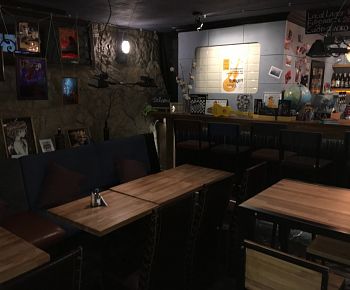 Maklalu bar (закрыт)