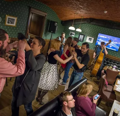 PUB 357, английский гастропаб