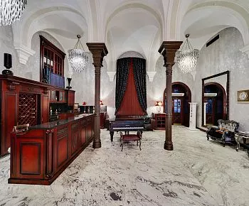 Гимназия (закрыт)