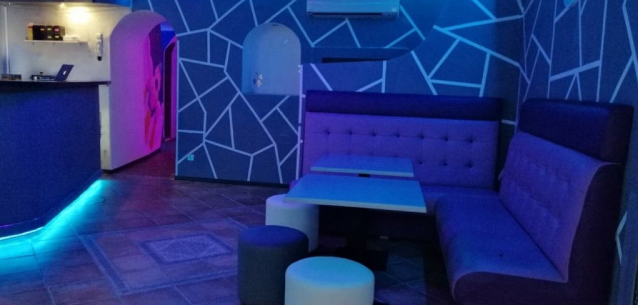 Cosmo bar (закрыт) - фотография № 6