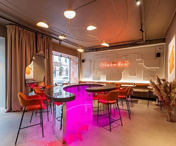 Nine Wines (закрыт)