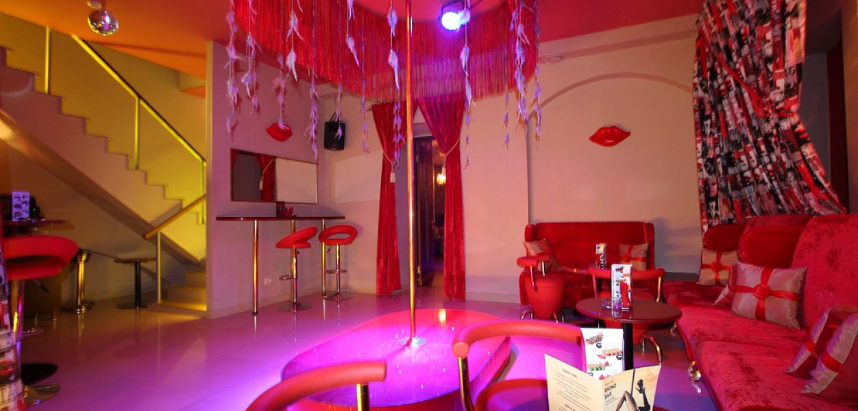 Rhino Bar / Райно Бар - фотография № 3