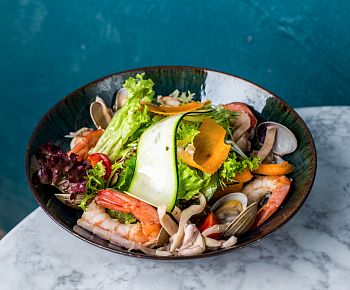 La Perla Seafood Bar (закрыт)