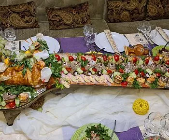 Три Башни