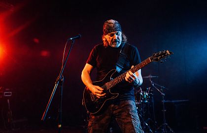 Группа «Монгол Шуудан»