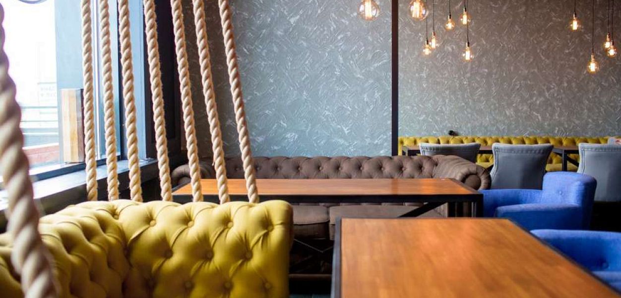 Neighbours Gastropub&Bar (временно закрыт) - фотография № 1