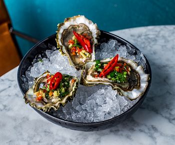La Perla Seafood Bar (закрыт)
